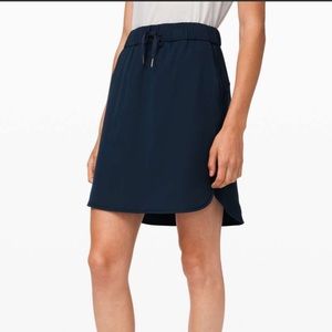 Lululemon On the Fly Skirt *Woven True Navy Size 12
